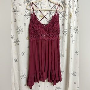 Rue 3Xl maroon/red dress with lace cut outs